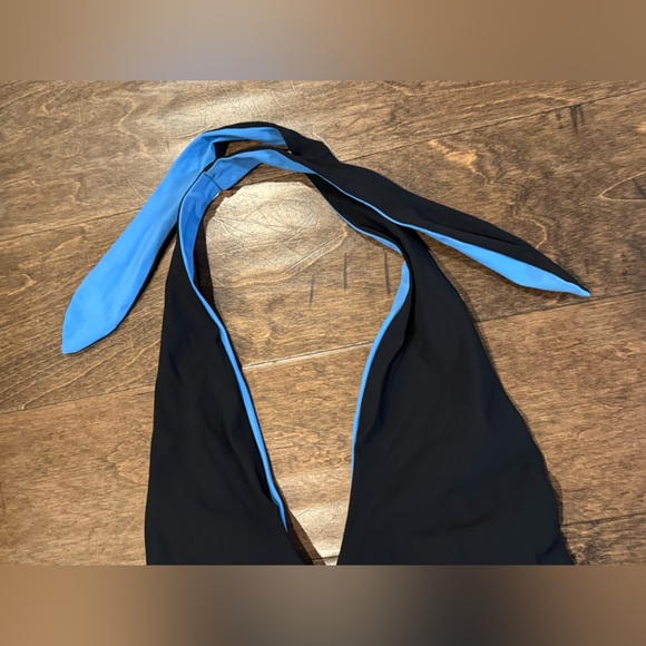 Tory Burch Biarritz Reversible One-Piece Swimsuit Painted Blue/Back Small - Picture 3 of 8